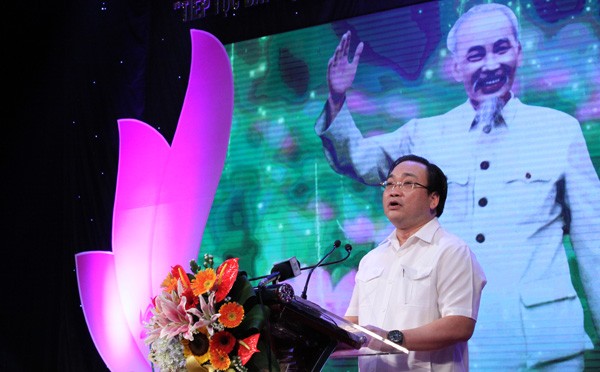 Hanoi Party Secretary calls for continued reforms  - ảnh 1